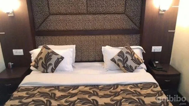 Queen Suite